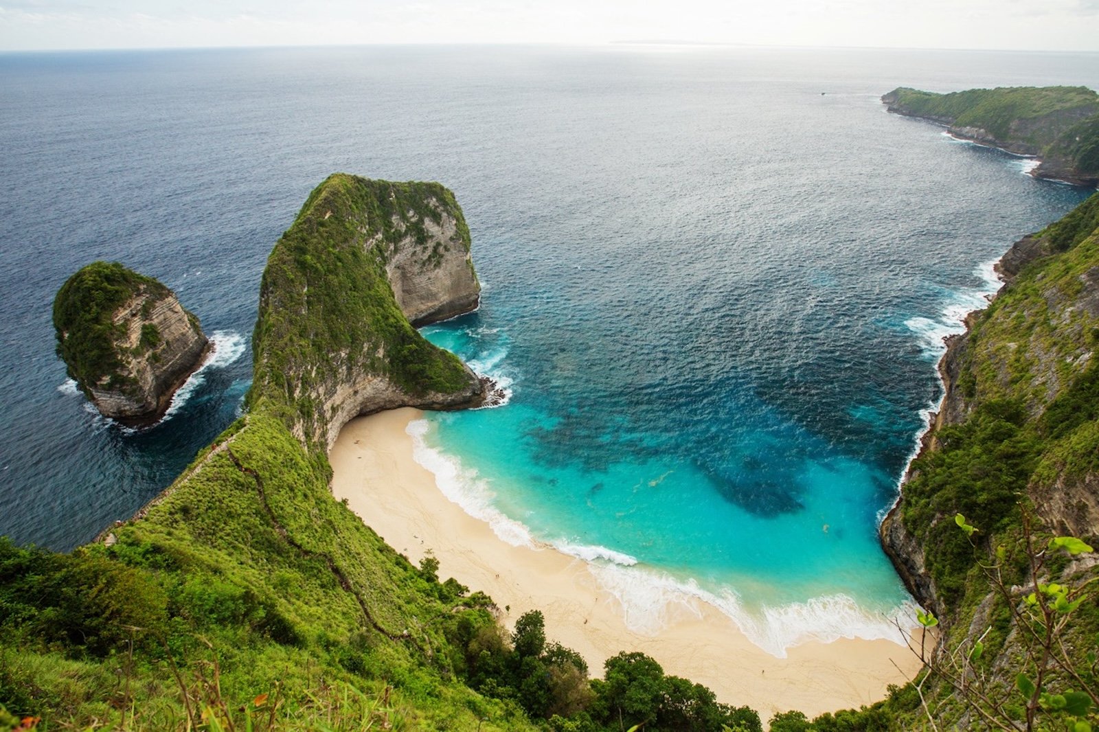 Manta Bay on Nusa Penida Island, Indonesia